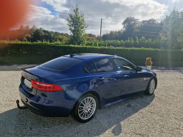Jaguar XE Saloon, Diesel, 2015, Blue