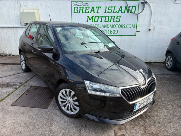 Skoda Fabia Hatchback, Petrol, 2021, Black