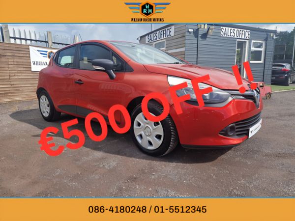 Renault Clio Hatchback, Diesel, 2014, Red