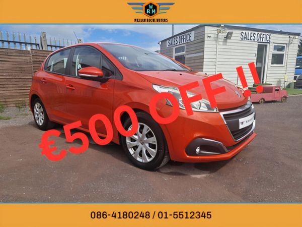 Peugeot 208 Hatchback, Petrol, 2016, Red