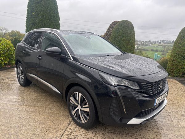 Peugeot 3008 MPV, Diesel, 2022, Black