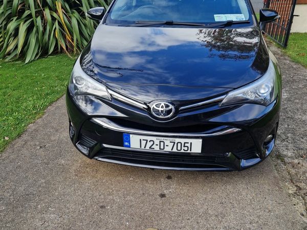 Toyota Avensis Saloon, Diesel, 2017, Black