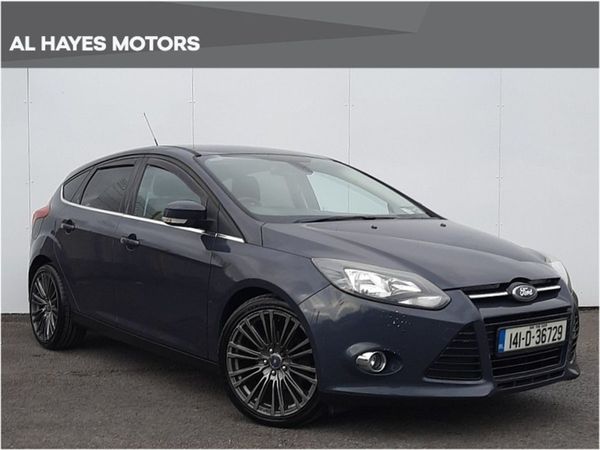 Ford Focus Hatchback, Petrol, 2014, Grey
