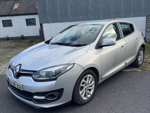 Renault Megane Hatchback, Diesel, 2014, Silver