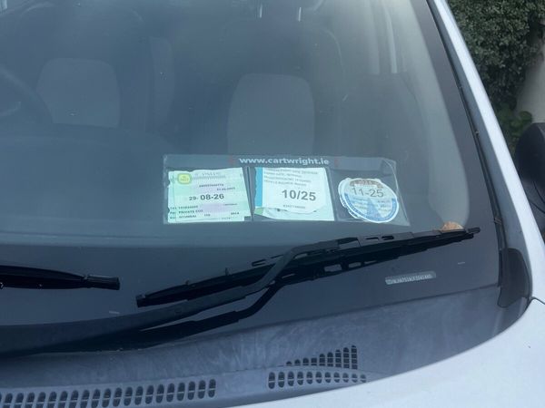 Hyundai i10 Hatchback, Petrol, 2014, Silver