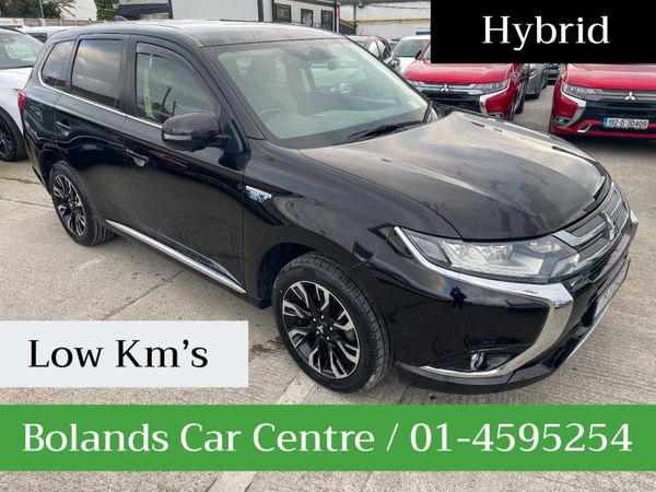 Mitsubishi Outlander SUV, Petrol Plug-in Hybrid, 2017, Black