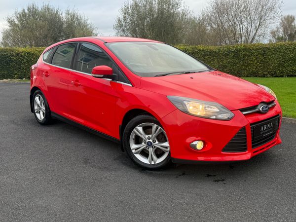 Ford Focus Hatchback, Diesel, 2013, Red