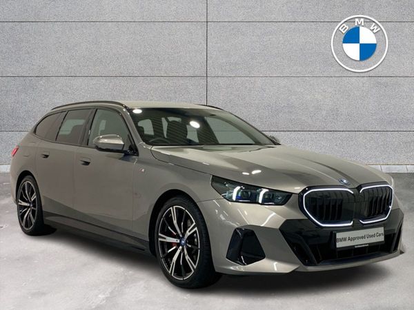 BMW 5-Series Estate, Petrol Plug-in Hybrid, 2024, Grey