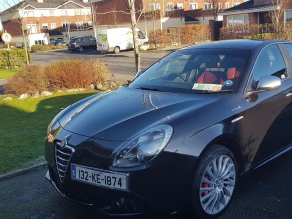 Alfa Romeo Giulietta Hatchback, Diesel, 2013, Black