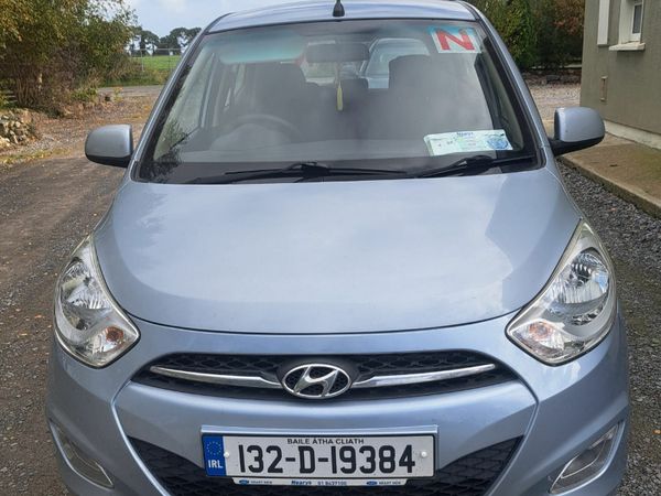 Hyundai i10 Hatchback, Petrol, 2013, Silver