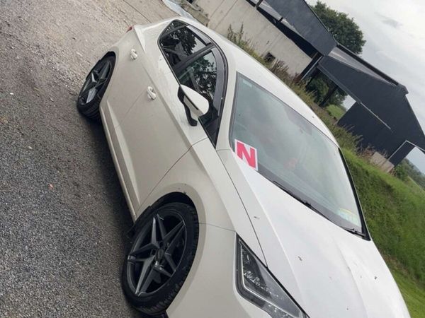 SEAT Leon Estate, Diesel, 2014, White