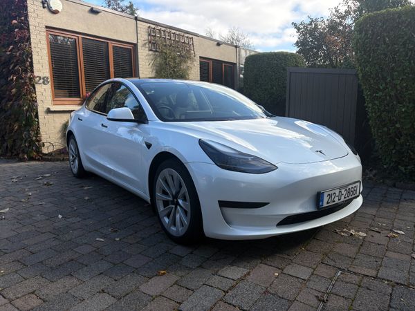 Tesla Model 3 Saloon, Electric, 2021, White