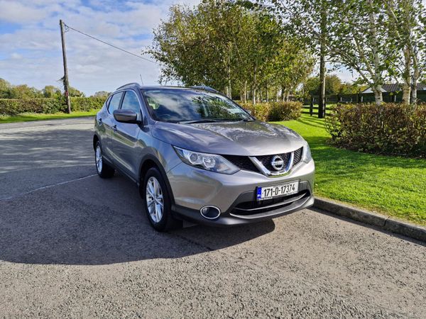 Nissan Qashqai SUV, Petrol, 2017, Grey