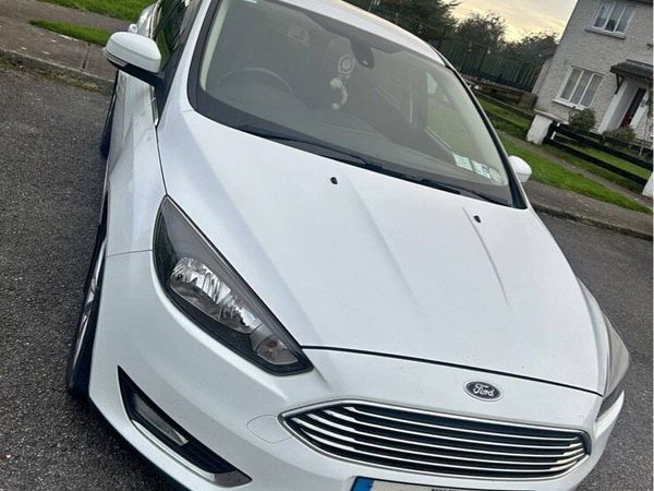 Ford Focus Hatchback, Diesel, 2016, White