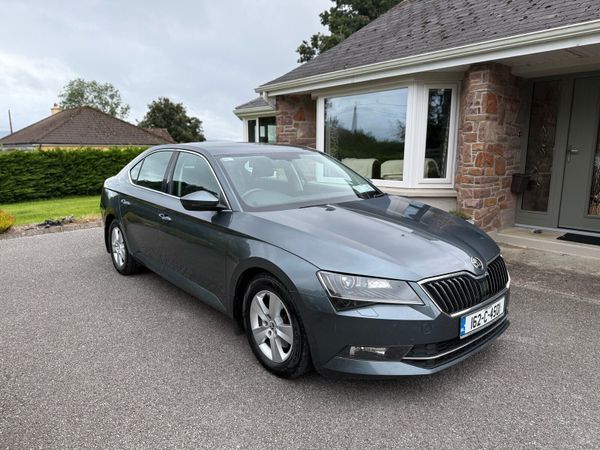 Skoda Superb Saloon, Diesel, 2016, Grey