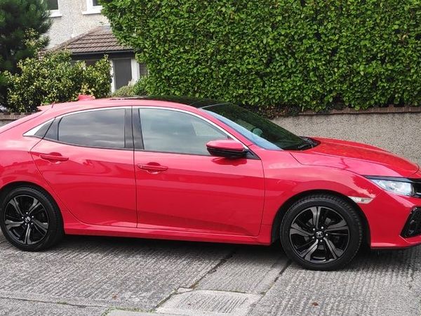 Honda Civic Hatchback, Petrol, 2017, Red