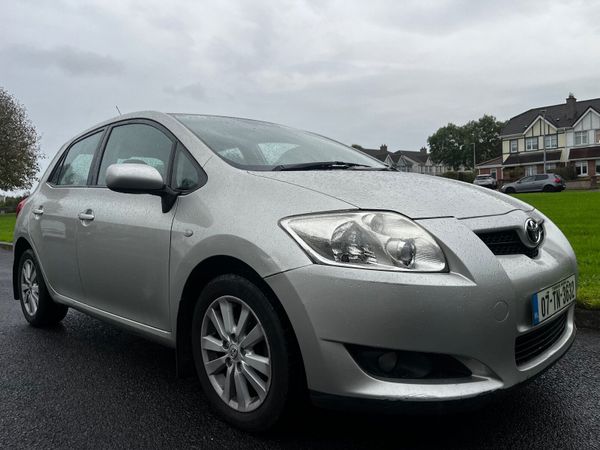 Toyota Auris Hatchback, Petrol, 2007, Silver
