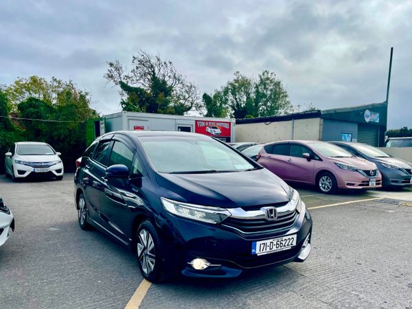 Honda Shuttle MPV, Petrol Hybrid, 2017, Blue