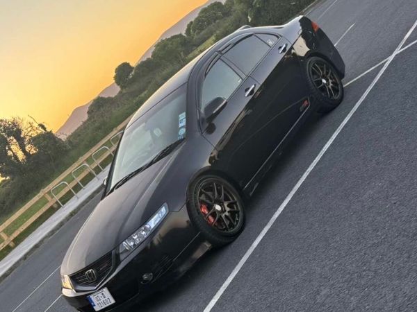 Honda Accord Saloon, Petrol, 2003, Black
