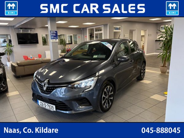 Renault Clio Hatchback, Petrol, 2022, Grey