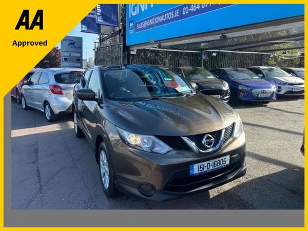 Nissan Qashqai MPV, Petrol, 2015, Brown