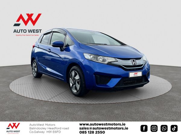 Honda Fit Hatchback, Petrol Hybrid, 2014, Blue