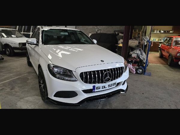 Mercedes-Benz C-Class Saloon, Diesel, 2016, White