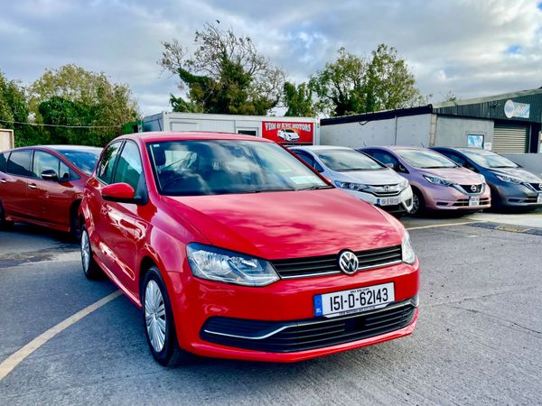 Volkswagen Polo Hatchback, Petrol, 2015, Red