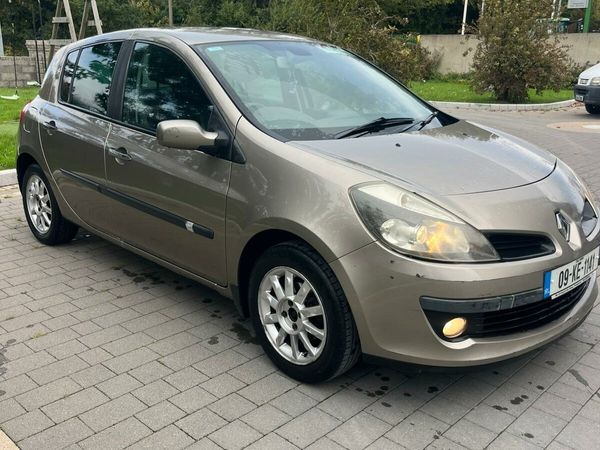 Renault Clio Hatchback, Ethanol Petrol, 2009, Gold