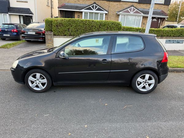 Volkswagen Golf Hatchback, Petrol, 2007, Black