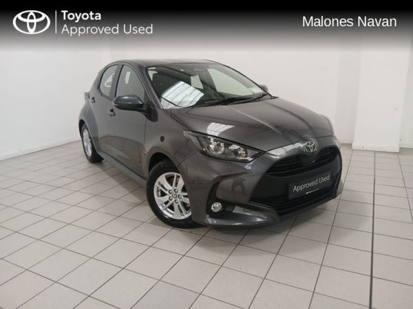 Toyota Yaris Hatchback, Petrol Hybrid, 2025, Grey
