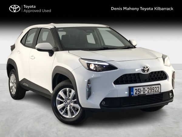 Toyota Yaris Cross Hatchback, Petrol Hybrid, 2025, White