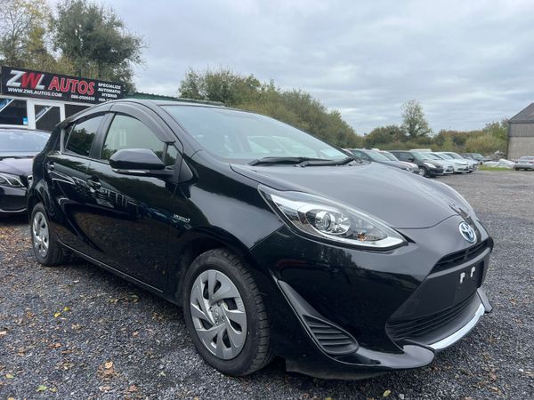 Toyota Aqua Hatchback, Petrol Hybrid, 2020, Black