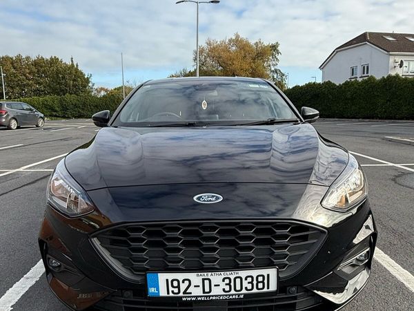 Ford Focus Hatchback, Petrol, 2019, Black