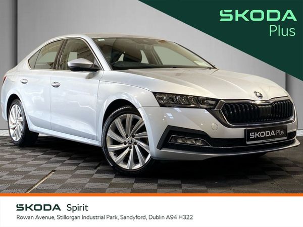 Skoda Octavia Saloon, Petrol, 2022, Grey