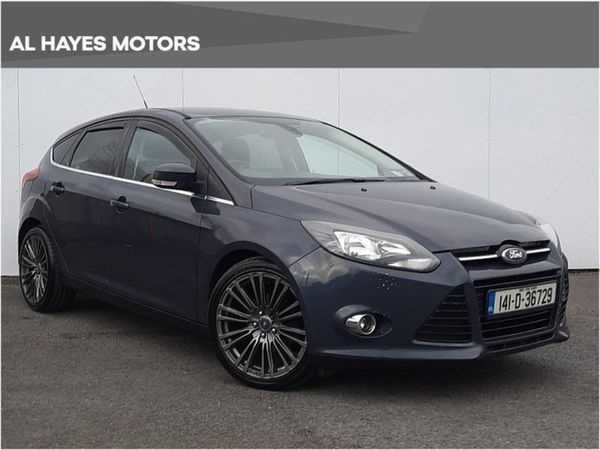 Ford Focus Hatchback, Petrol, 2014, Grey
