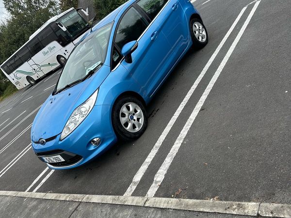 Ford Fiesta Hatchback, Diesel, 2012, Blue