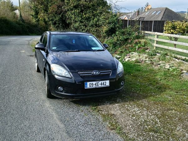 Kia Ceed Hatchback, Diesel, 2009, Black