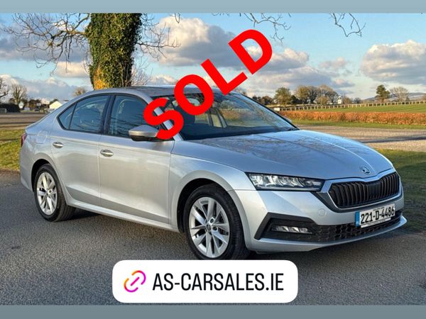 Skoda Octavia Saloon, Diesel, 2022, Grey