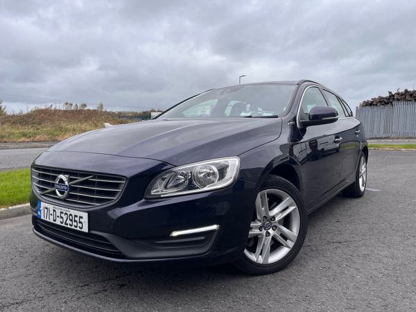 Volvo V60 Estate, Diesel Plug-in Hybrid, 2017, Blue