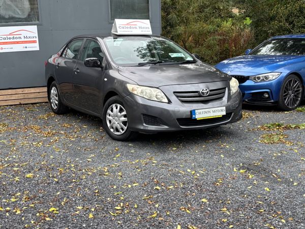 Toyota Corolla Saloon, Petrol, 2010, Grey