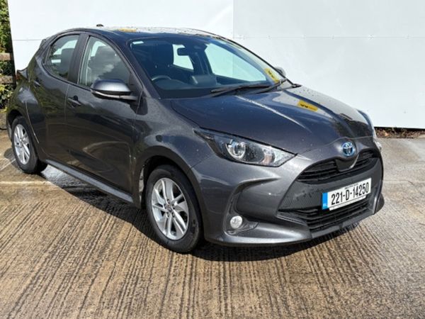 Toyota Yaris Hatchback, Petrol Hybrid, 2022, Grey