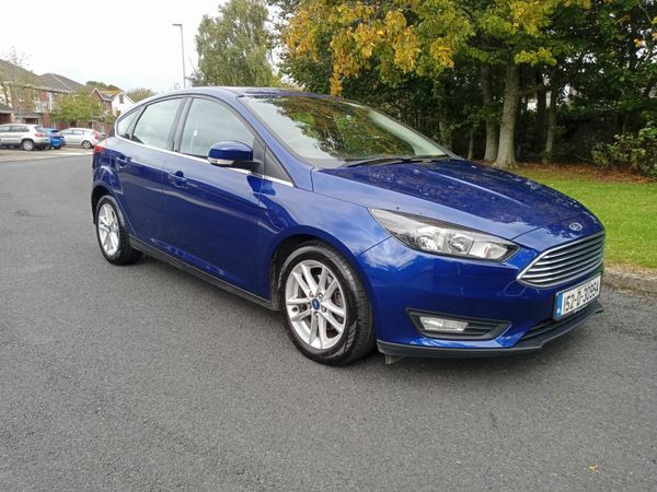 Ford Focus Hatchback, Petrol, 2015, Blue
