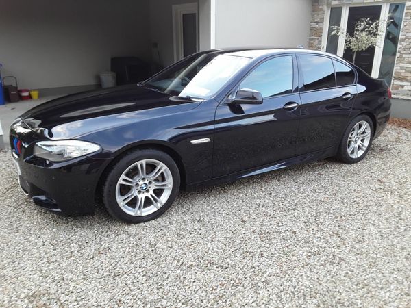 BMW 5-Series Saloon, Petrol, 2011, Blue