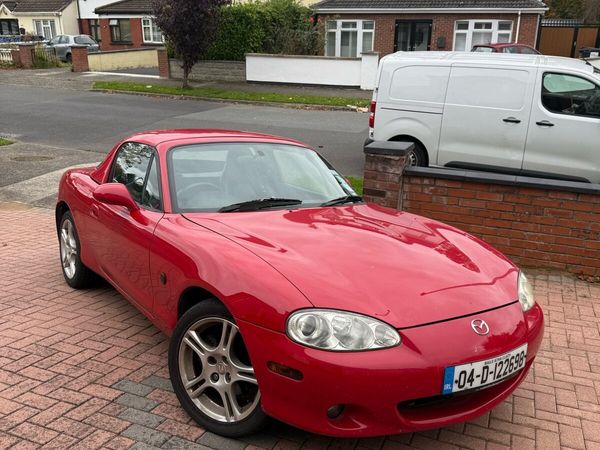 Mazda MX-5 Convertible, Petrol, 2004, Red