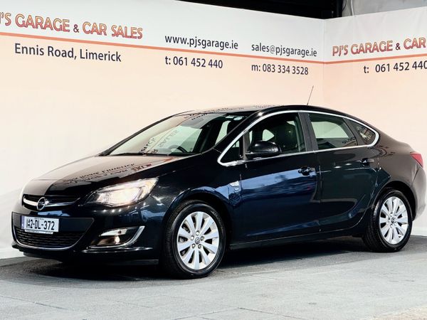 Opel Astra Saloon, Diesel, 2014, Black