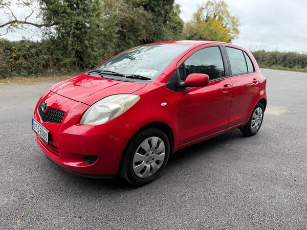 Toyota Yaris Hatchback, Petrol, 2007, Red