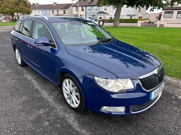 Skoda Superb Estate, Diesel, 2011, Blue