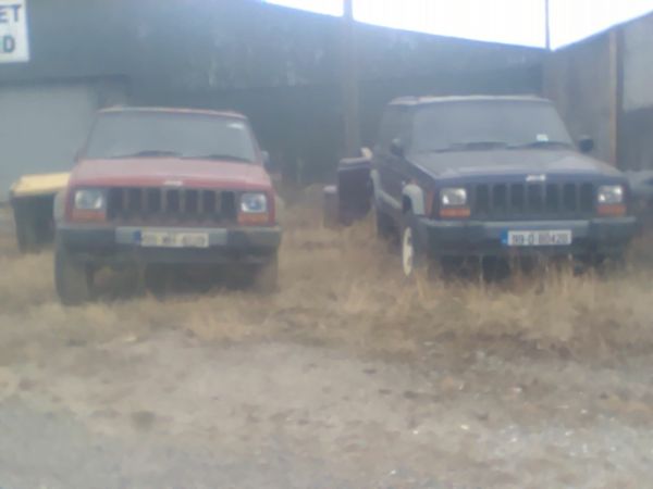 Jeep Cherokee SUV, Diesel, 1999, Red