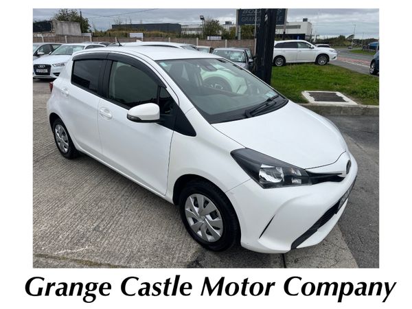Toyota Vitz Hatchback, Petrol, 2016, White